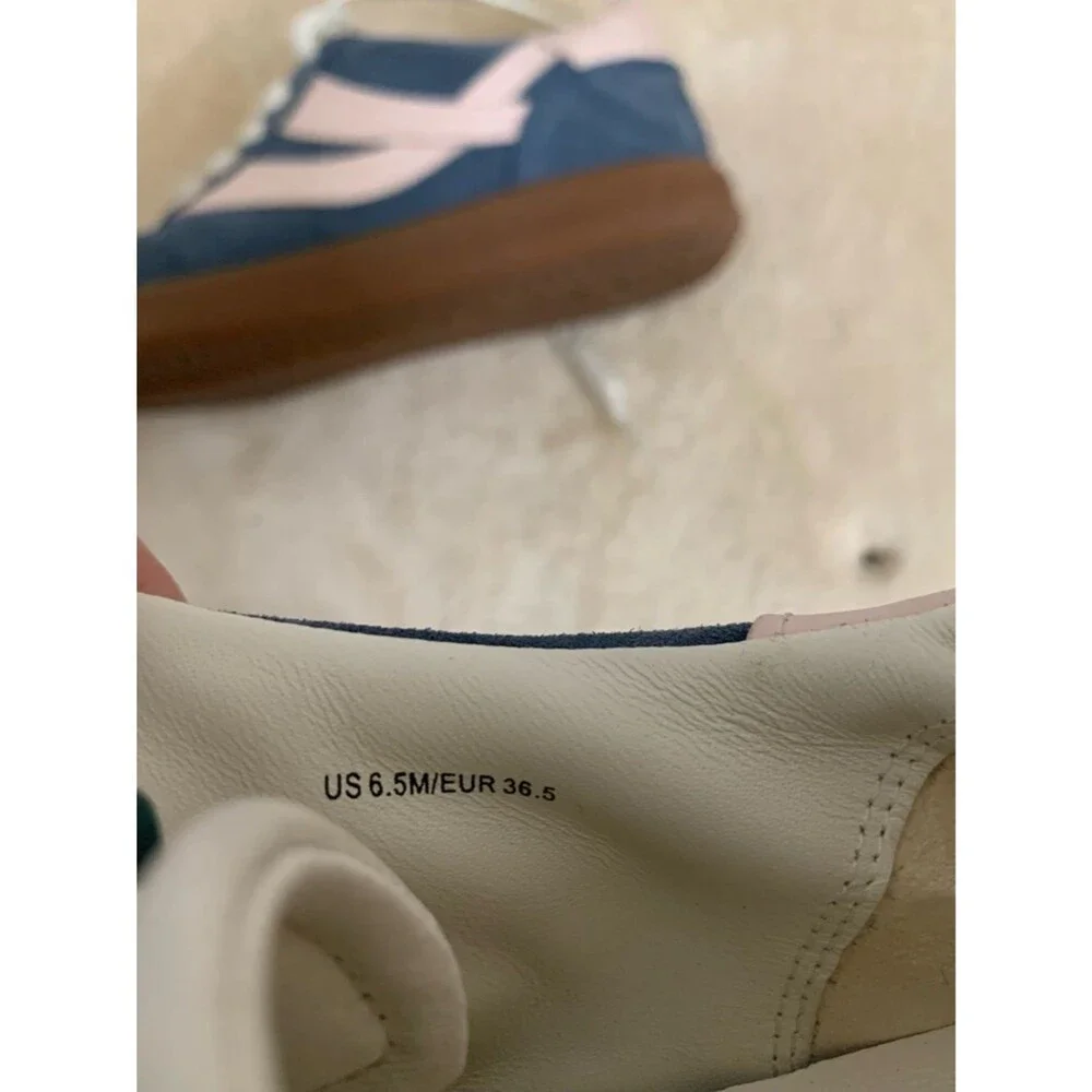 Vince. Women’s Oasis Huntington Blue Suede Powder Pink Sambas Sneakers 6.5 US